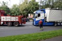 LKW blieb unter Bruecke haengen Koeln Ehrenfeld Innere Kanalstr Hornstr P505